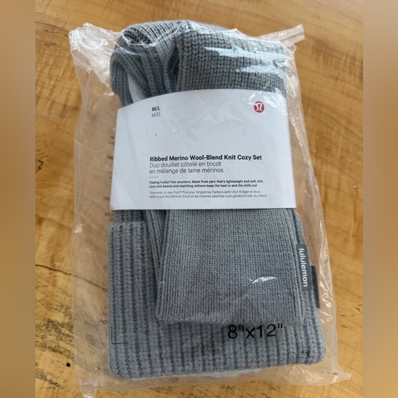 NWT- Lululemon Gray Knit Beanie and Mittens Set- merino wool - Picture 4 of 8